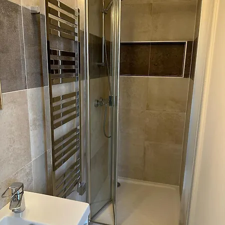 Niche En Centre-ville * Saint-Germain-en-Laye